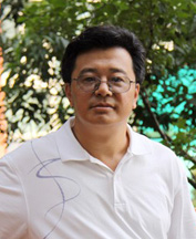 董秀成