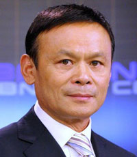 左安龙